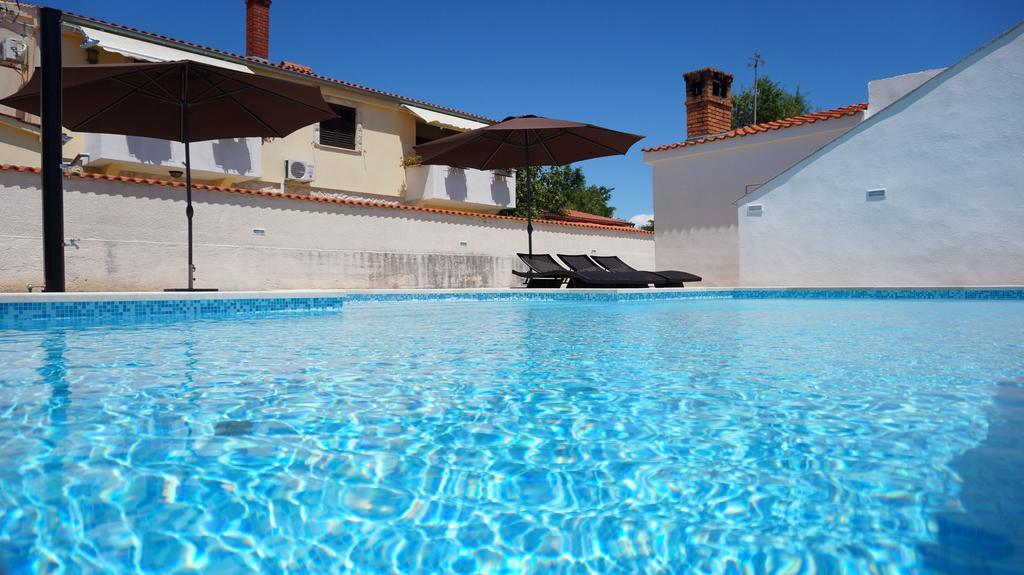 Apartments Roberta Kozino Luaran gambar