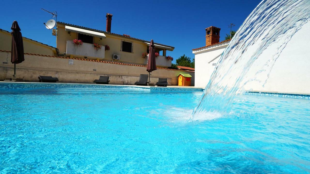 Apartments Roberta Kozino Luaran gambar