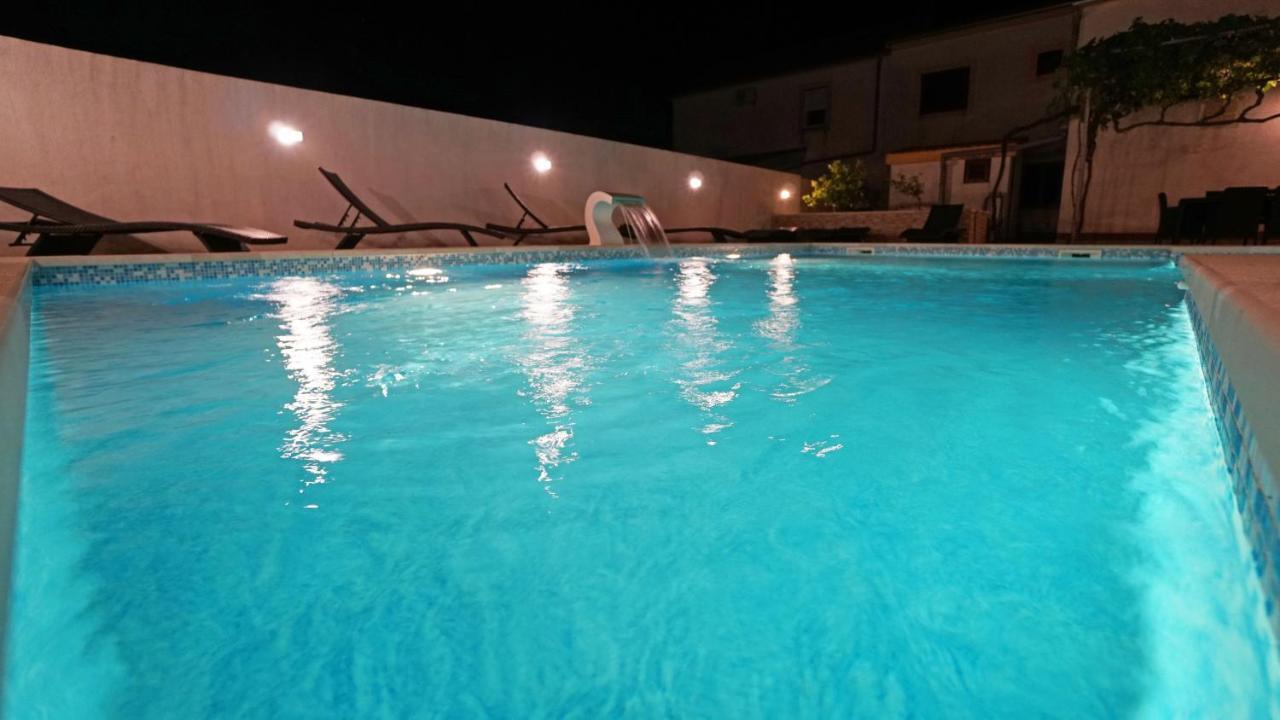 Apartments Roberta Kozino Luaran gambar